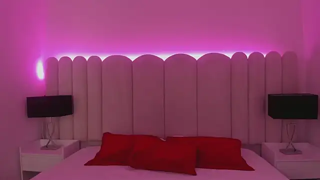 Snapshot of Antonella_Smiith_ chatting on October 29, 2025, 1:43 pm Antonella Smiith online show from October 29, 2025, 1:43 pm