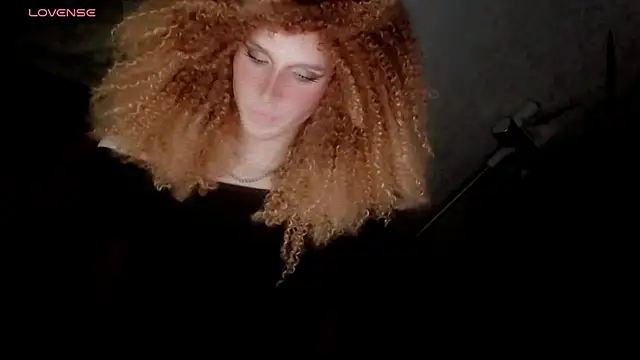 hellenspellman online show from December 5, 2025, 4:27 pm