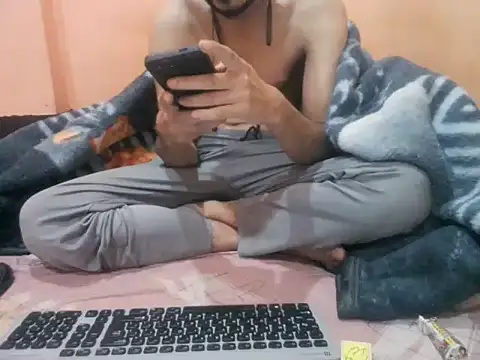 Snapshot of rahulkajuuu0909 chatting on November 20, 2025, 8:20 pm rahulkajuuu0909 online show from November 20, 2025, 8:20 pm