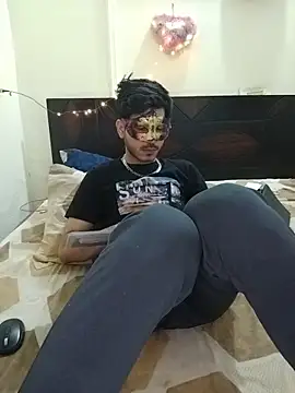 rahulkajuuu0909 online show from March 7, 2026, 3:28 pm