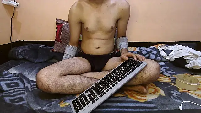 Snapshot of rahulkajuuu0909 chatting on November 29, 2025, 9:26 pm rahulkajuuu0909 online show from November 29, 2025, 9:26 pm