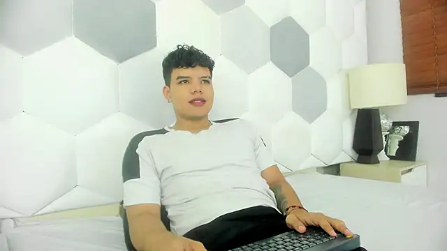 Axel Forte online show from March 31, 2026, 1:35 pm