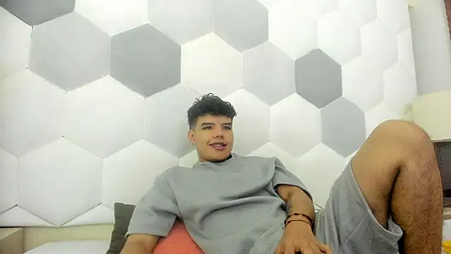 Axel Forte online show from December 20, 2025, 1:03 pm