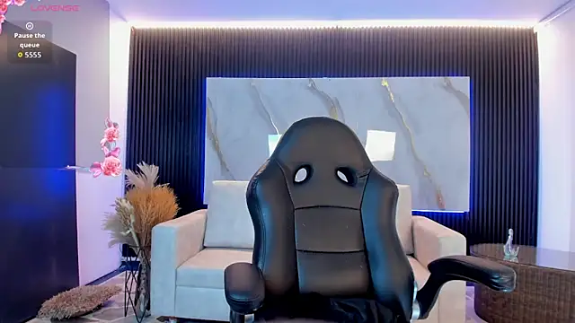 Ivaannaa  online show from February 17, 2026, 12:46 pm