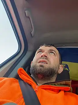 daniel21p online show from March 14, 2025, 8:42 am