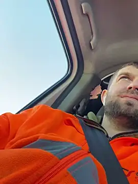 daniel21p online show from February 25, 2025, 12:16 pm