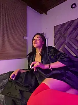 Snapshot of MichelleDiaz_Pink chatting on September 15, 2025, 7:09 am MichelleDiaz Pink online show from September 15, 2025, 7:09 am