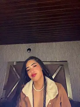 Snapshot of MichelleDiaz_Pink chatting on March 22, 2025, 10:28 am MichelleDiaz Pink online show from March 22, 2025, 10:28 am