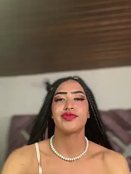 Snapshot of MichelleDiaz_Pink chatting on March 12, 2025, 7:35 am MichelleDiaz Pink online show from March 12, 2025, 7:35 am