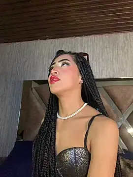 Snapshot of MichelleDiaz_Pink chatting on March 23, 2025, 5:54 am MichelleDiaz Pink online show from March 23, 2025, 5:54 am