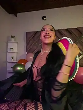 Snapshot of MichelleDiaz_Pink chatting on September 16, 2025, 5:41 am MichelleDiaz Pink online show from September 16, 2025, 5:41 am