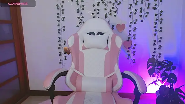 Snapshot of hellokitty__valery chatting on July 23, 2026, 3:26 am hellokitty valery online show from July 23, 2026, 3:26 am