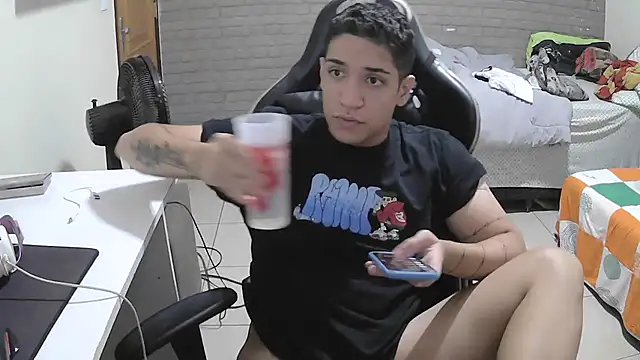 Snapshot of brancooodonto chatting on December 2, 2025, 1:39 am brancooodonto online show from December 2, 2025, 1:39 am