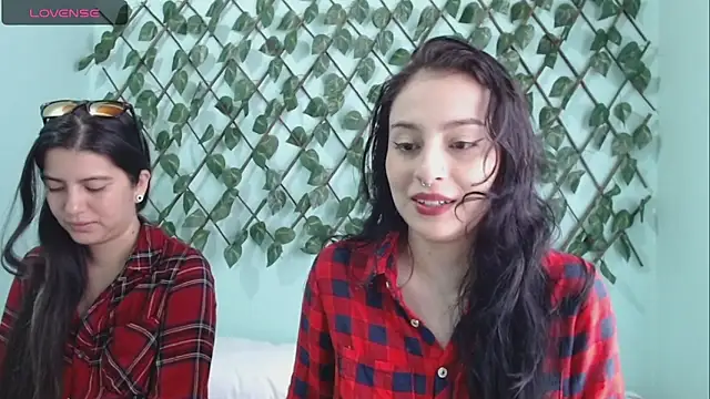 Snapshot of zukim2830 chatting on March 10, 2025, 12:28 pm zukim2830 online show from March 10, 2025, 12:28 pm