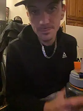 Snapshot of Polaroid_White chatting on November 3, 2025, 7:13 am Polaroid White online show from November 3, 2025, 7:13 am