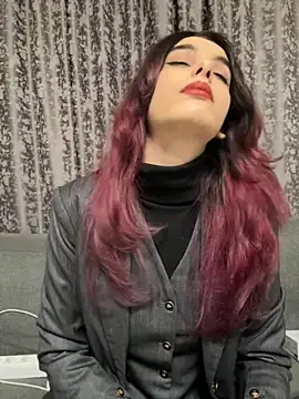 Mazzekyn online show from November 6, 2025, 6:23 pm