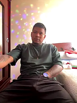 Saipuer31 online show from December 17, 2025, 7:08 pm