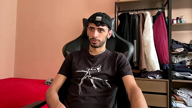 iendriw online show from December 5, 2025, 5:33 pm