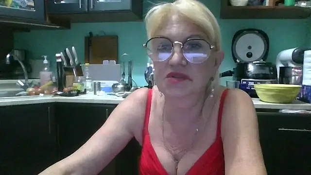 Snapshot of Heidi-Helga chatting on October 2, 2025, 6:55 pm Heidi-Helga online show from October 2, 2025, 6:55 pm