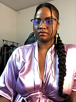 Snapshot of ValerieBlakee chatting on September 11, 2025, 10:43 pm ValerieBlakee online show from September 11, 2025, 10:43 pm