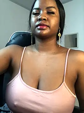Snapshot of ValerieBlakee chatting on September 17, 2025, 2:52 pm ValerieBlakee online show from September 17, 2025, 2:52 pm