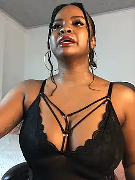 Snapshot of ValerieBlakee chatting on July 6, 2026, 10:34 pm ValerieBlakee online show from July 6, 2026, 10:34 pm