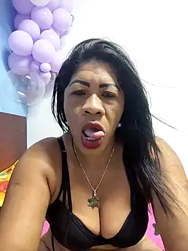 Snapshot of Tocameamor chatting on October 10, 2025, 2:18 pm Tocameamor online show from October 10, 2025, 2:18 pm