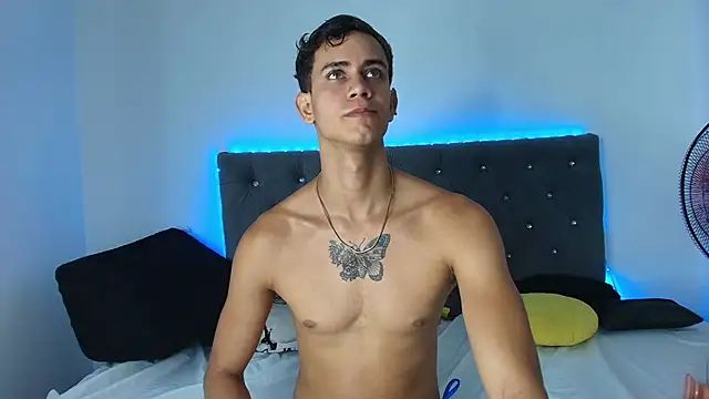 Snapshot of Maximiliano__Fire chatting on September 8, 2025, 7:02 pm Maximiliano Fire online show from September 8, 2025, 7:02 pm