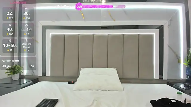 Snapshot of Emily_Black1 chatting on March 9, 2025, 11:56 pm Emily Black1 online show from March 9, 2025, 11:56 pm