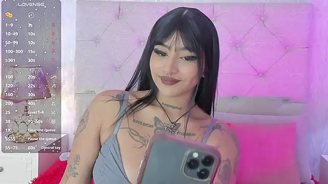 Snapshot of goth_tasha chatting on February 6, 2026, 7:21 pm goth tasha online show from February 6, 2026, 7:21 pm