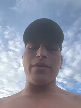 MaxxxSteil online show from October 10, 2025, 10:32 pm