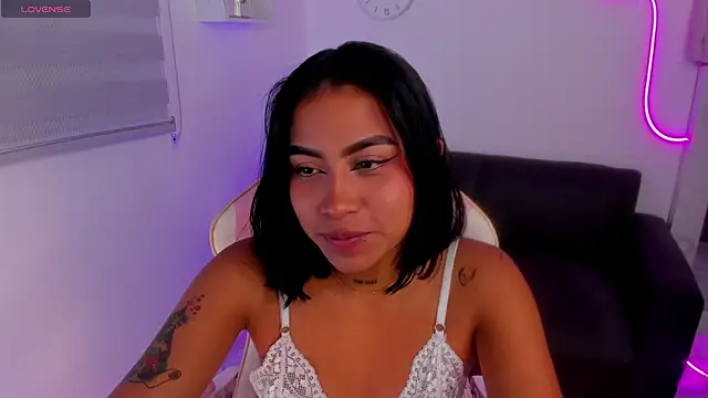 Snapshot of Ivyy_Moon_ chatting on September 11, 2025, 2:11 am Ivyy Moon online show from September 11, 2025, 2:11 am