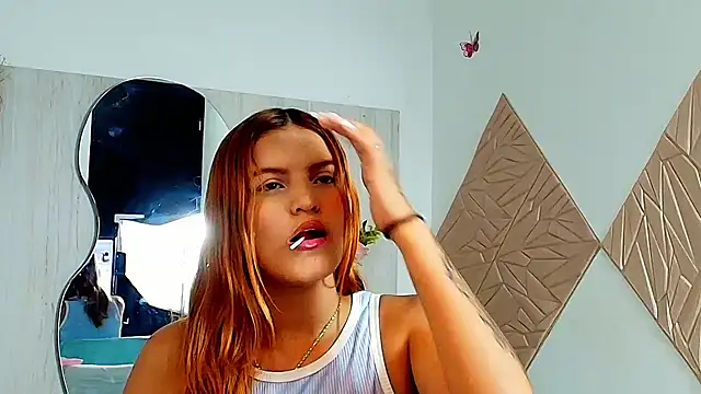 ZaraRousse online show from November 30, 2025, 9:26 pm