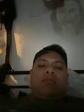 Snapshot of flaco16 chatting on October 25, 2025, 11:27 pm flaco16 online show from October 25, 2025, 11:27 pm