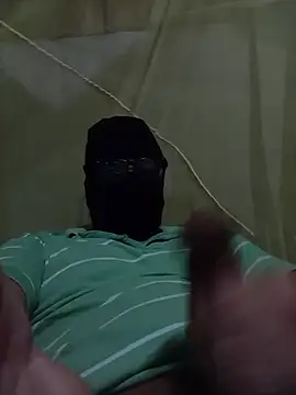 Danny 02 online show from November 17, 2025, 10:14 pm