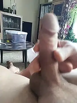 Davestco31 online show from December 3, 2025, 2:27 pm