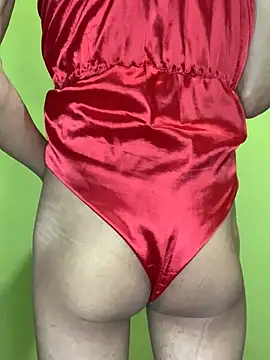 Snapshot of Femboylili chatting on February 2, 2026, 1:26 am Femboylili online show from February 2, 2026, 1:26 am