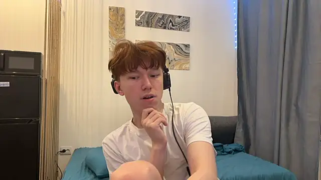 Snapshot of tommy_colson chatting on December 17, 2025, 4:45 pm tommy colson online show from December 17, 2025, 4:45 pm