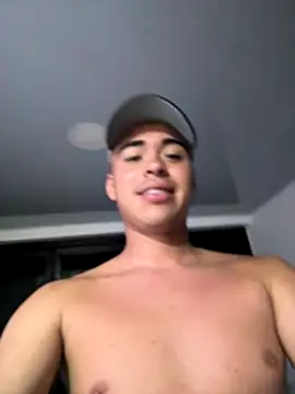 Cristopher1112 online show from November 16, 2025, 8:41 am