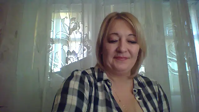 Snapshot of ArielXLoveresss chatting on February 26, 2025, 3:10 pm ArielXLoveresss online show from February 26, 2025, 3:10 pm