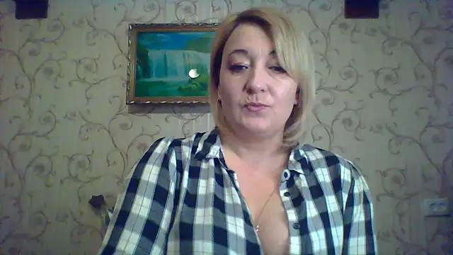 Snapshot of ArielXLoveresss chatting on March 12, 2025, 7:35 am ArielXLoveresss online show from March 12, 2025, 7:35 am