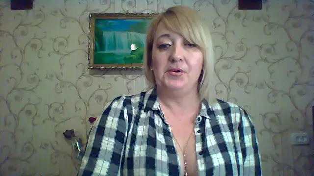 Snapshot of ArielXLoveresss chatting on March 10, 2025, 12:06 pm ArielXLoveresss online show from March 10, 2025, 12:06 pm