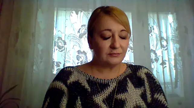Snapshot of ArielXLoveresss chatting on March 9, 2025, 7:34 am ArielXLoveresss online show from March 9, 2025, 7:34 am