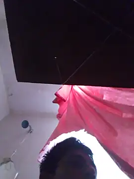 Snapshot of cachondo93 chatting on March 11, 2025, 8:19 am cachondo93 online show from March 11, 2025, 8:19 am