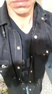 Snapshot of cachondo93 chatting on February 25, 2025, 6:25 am cachondo93 online show from February 25, 2025, 6:25 am