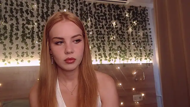 Snapshot of IvyAngel chatting on July 18, 2026, 3:09 pm IvyAngel online show from July 18, 2026, 3:09 pm