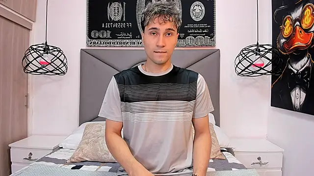 Snapshot of buddy_whitte chatting on November 10, 2025, 11:37 am buddy whitte online show from November 10, 2025, 11:37 am