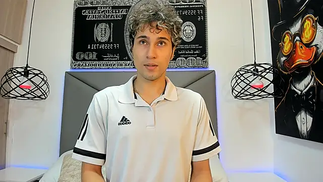 Snapshot of buddy_whitte chatting on November 5, 2025, 12:19 pm buddy whitte online show from November 5, 2025, 12:19 pm