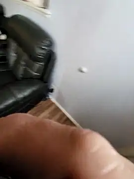 Snapshot of Bigjohn81401 chatting on December 5, 2025, 5:44 pm Bigjohn81401 online show from December 5, 2025, 5:44 pm