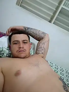 Snapshot of comcoroas chatting on December 18, 2025, 1:33 am comcoroas online show from December 18, 2025, 1:33 am